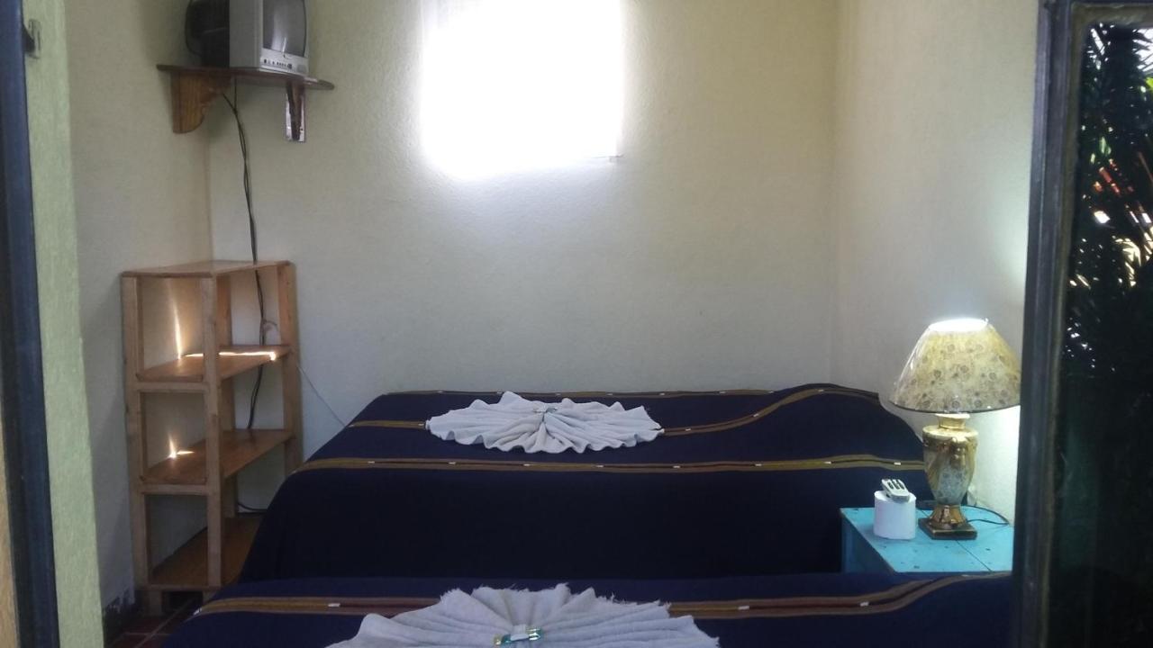 Hospedaje Eli Panajachel Esterno foto