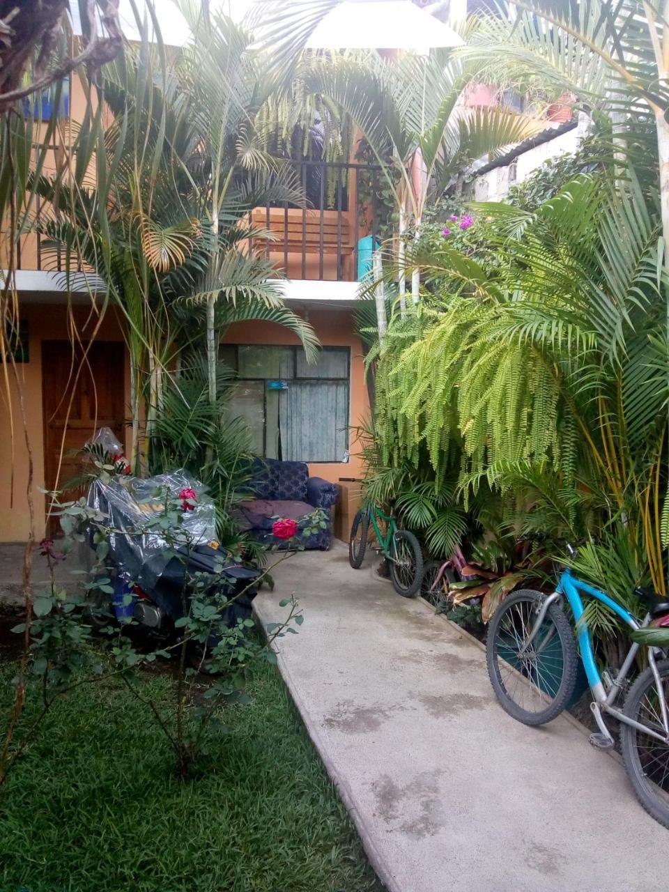 Hospedaje Eli Panajachel Esterno foto